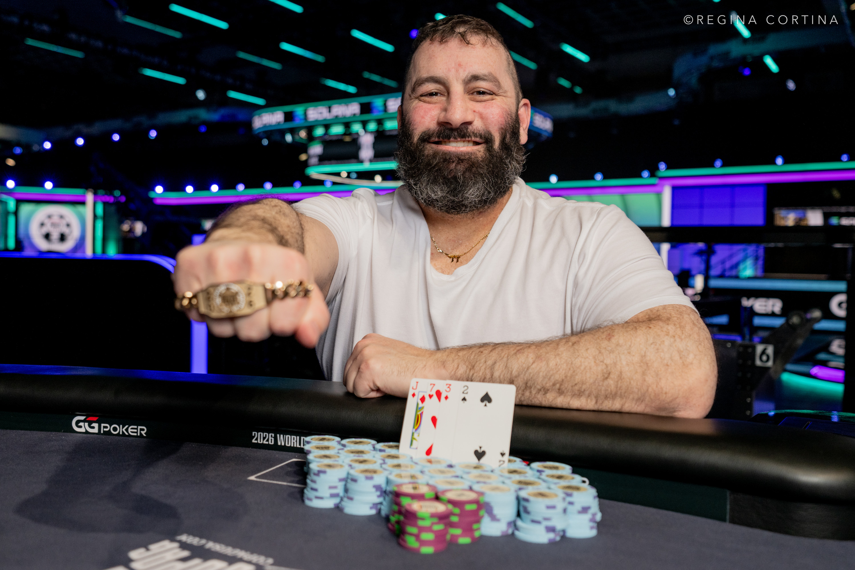 「双面牌桌」的疯狂：Justin Fawcett 如何在 WSOP 赢得唯一双底池锦标赛 - 星际娱乐